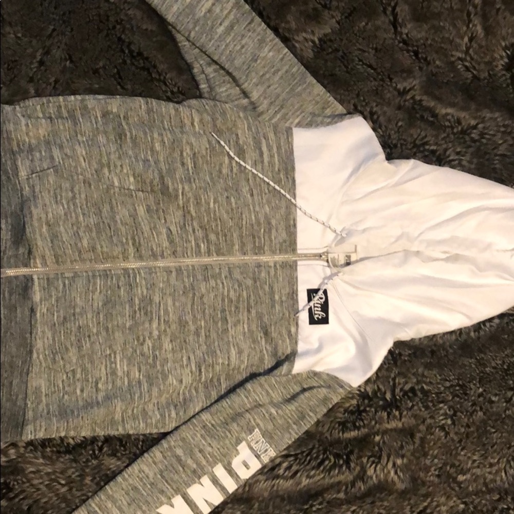 VS Hoodie